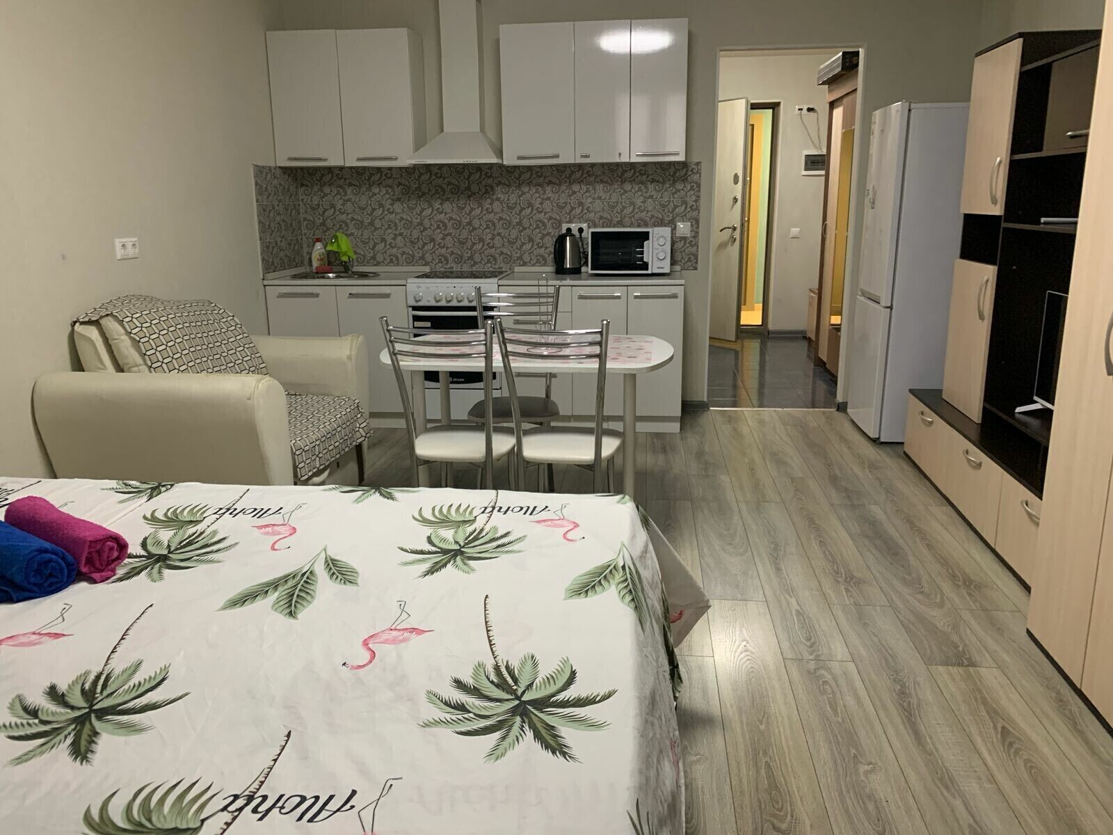 Апартаменты на Инициативной 7В (60)