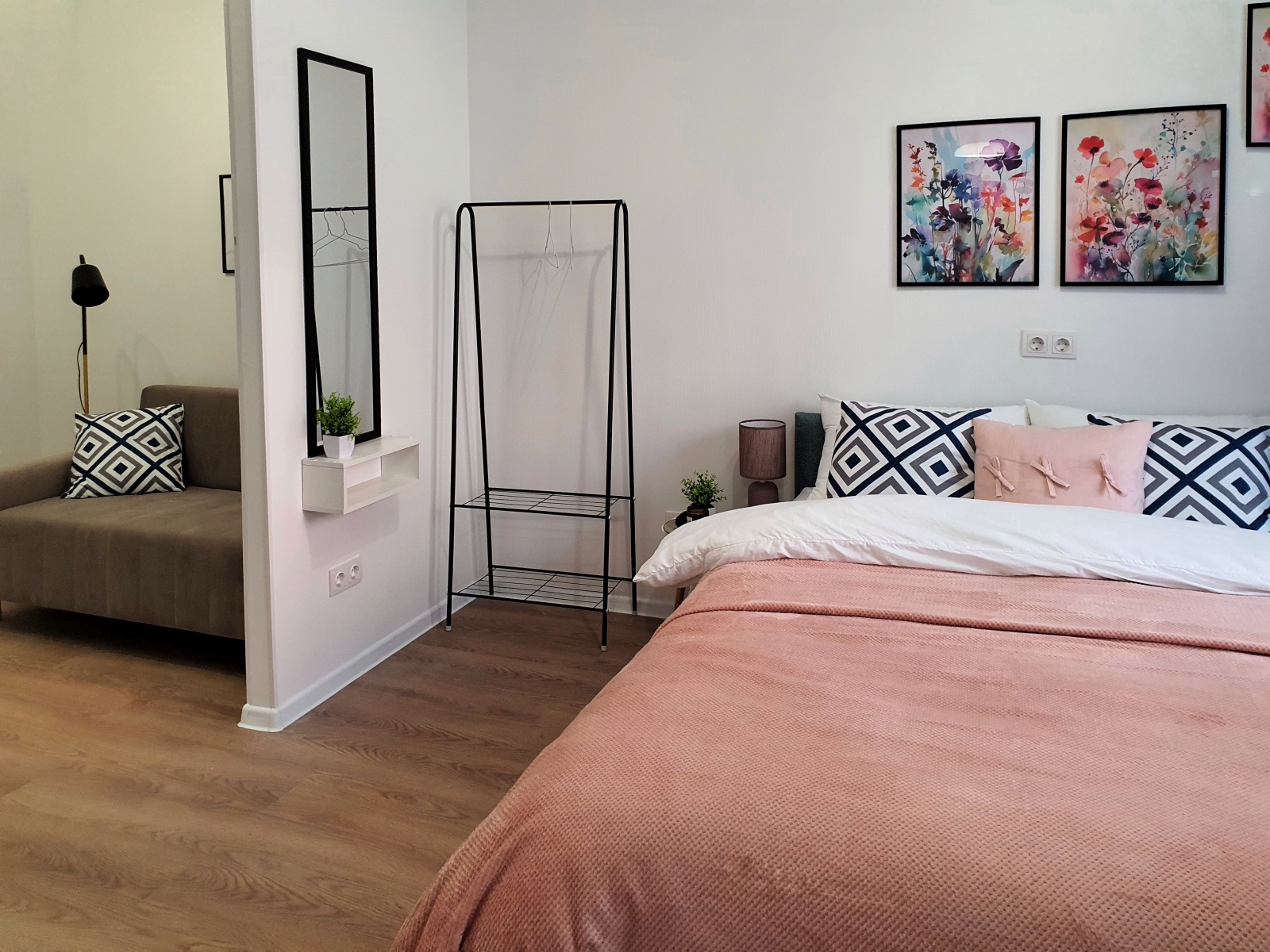 Студия в новейшем ЖК Самолет