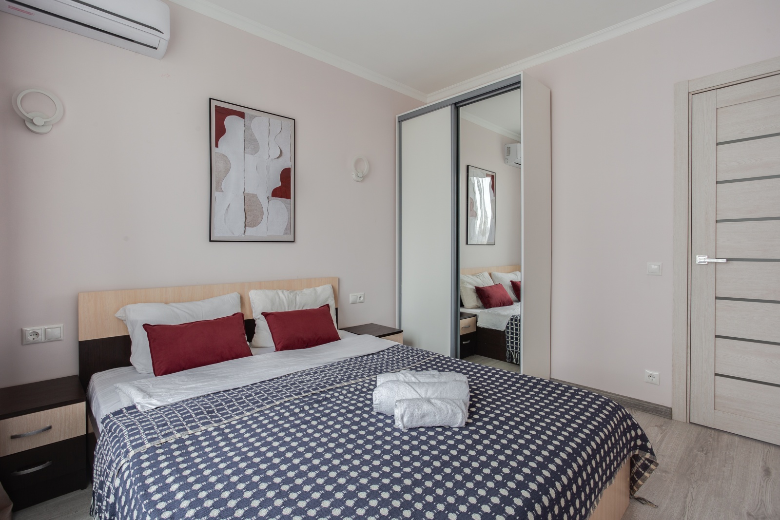 Просторная квартира 878