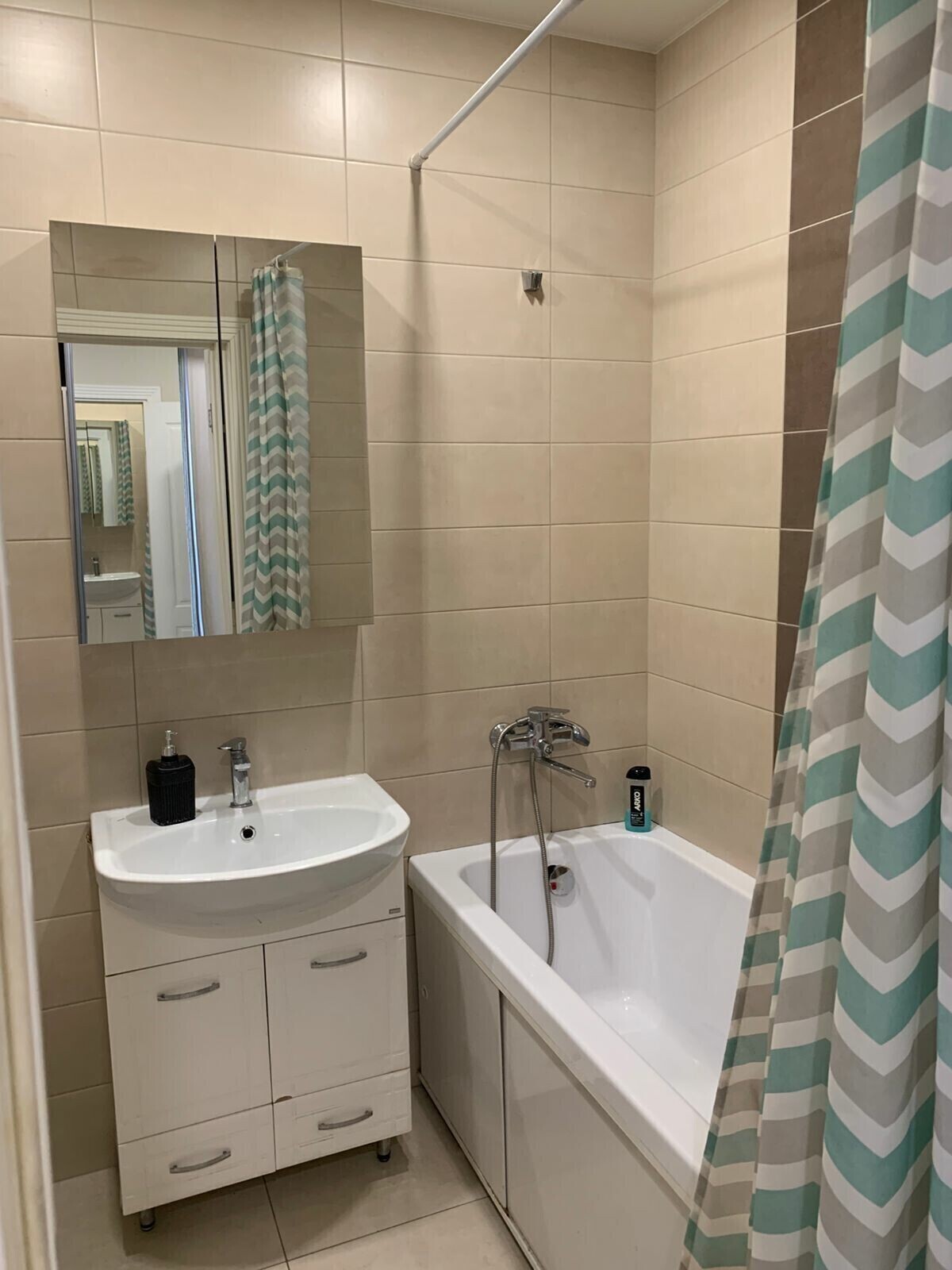 Апартаменты на Инициативной 7В (76)