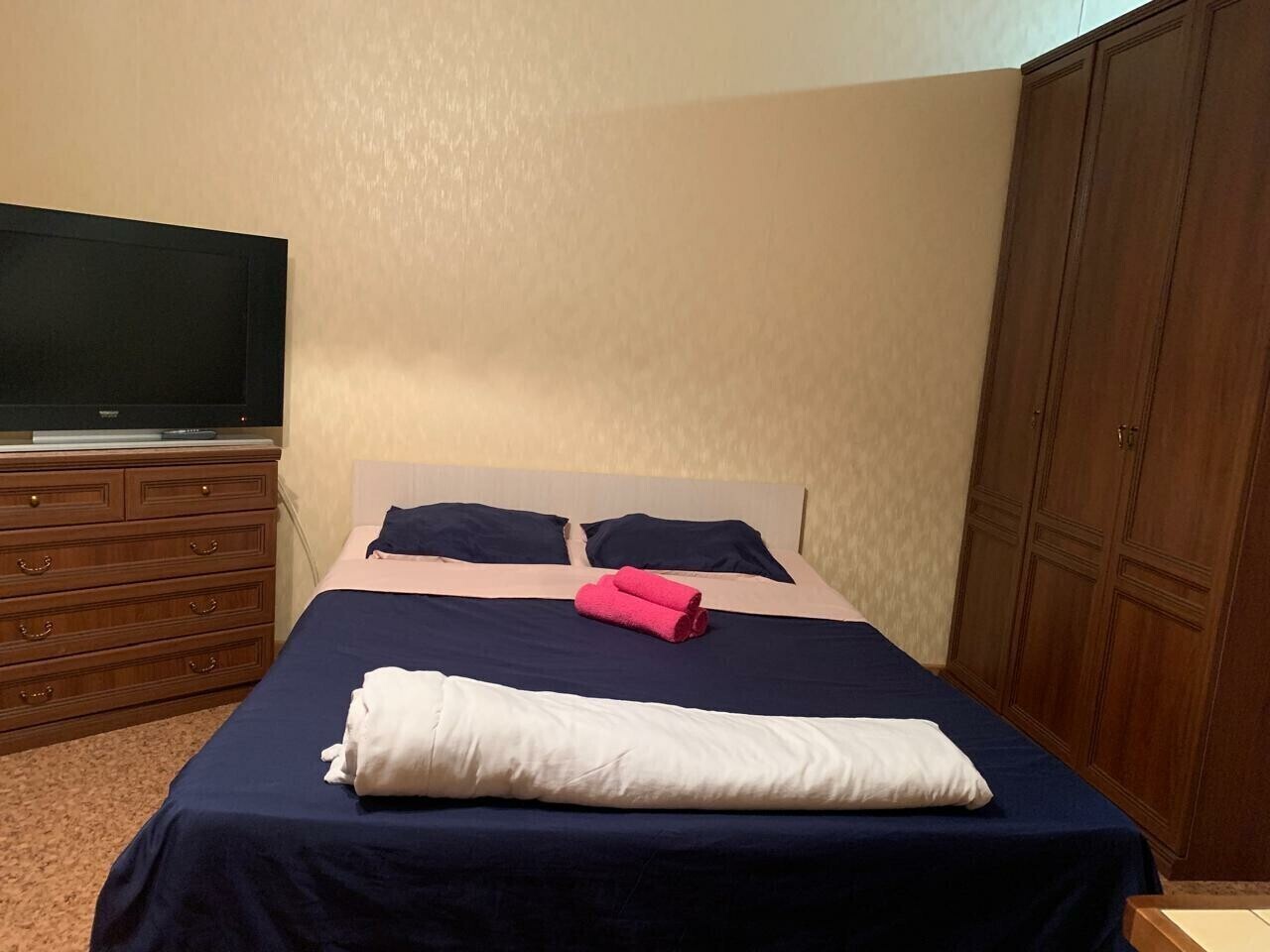 Апартаменты на Инициативной 13 (297)