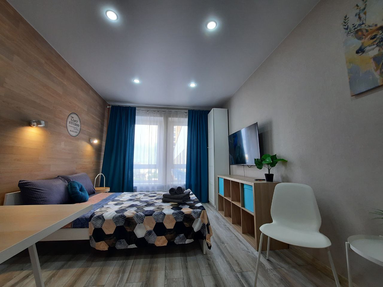 Loft Studio 3 на Летчика Ларюшина 6к2