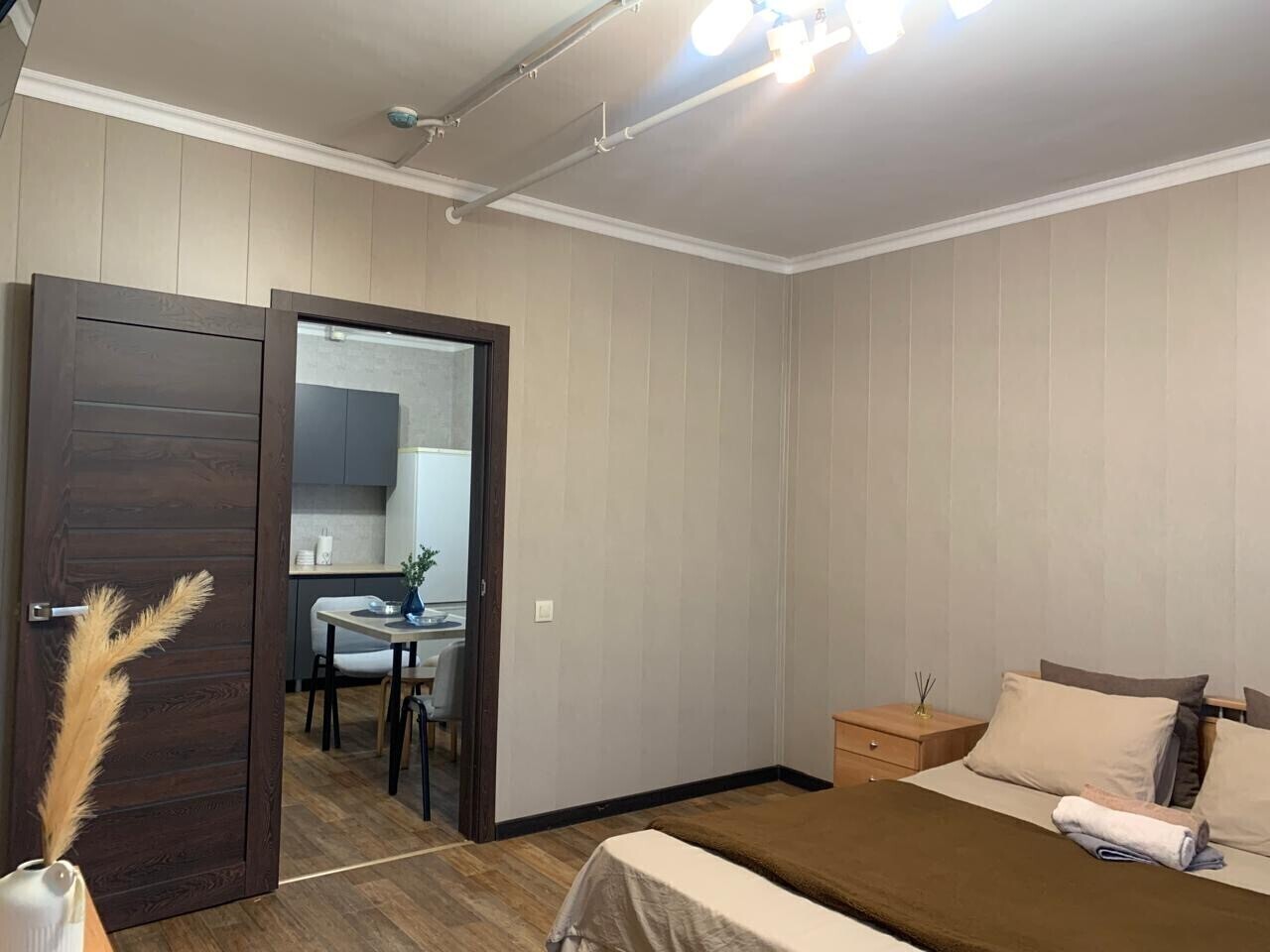 Апартаменты на Инициативной 7В (10-1)