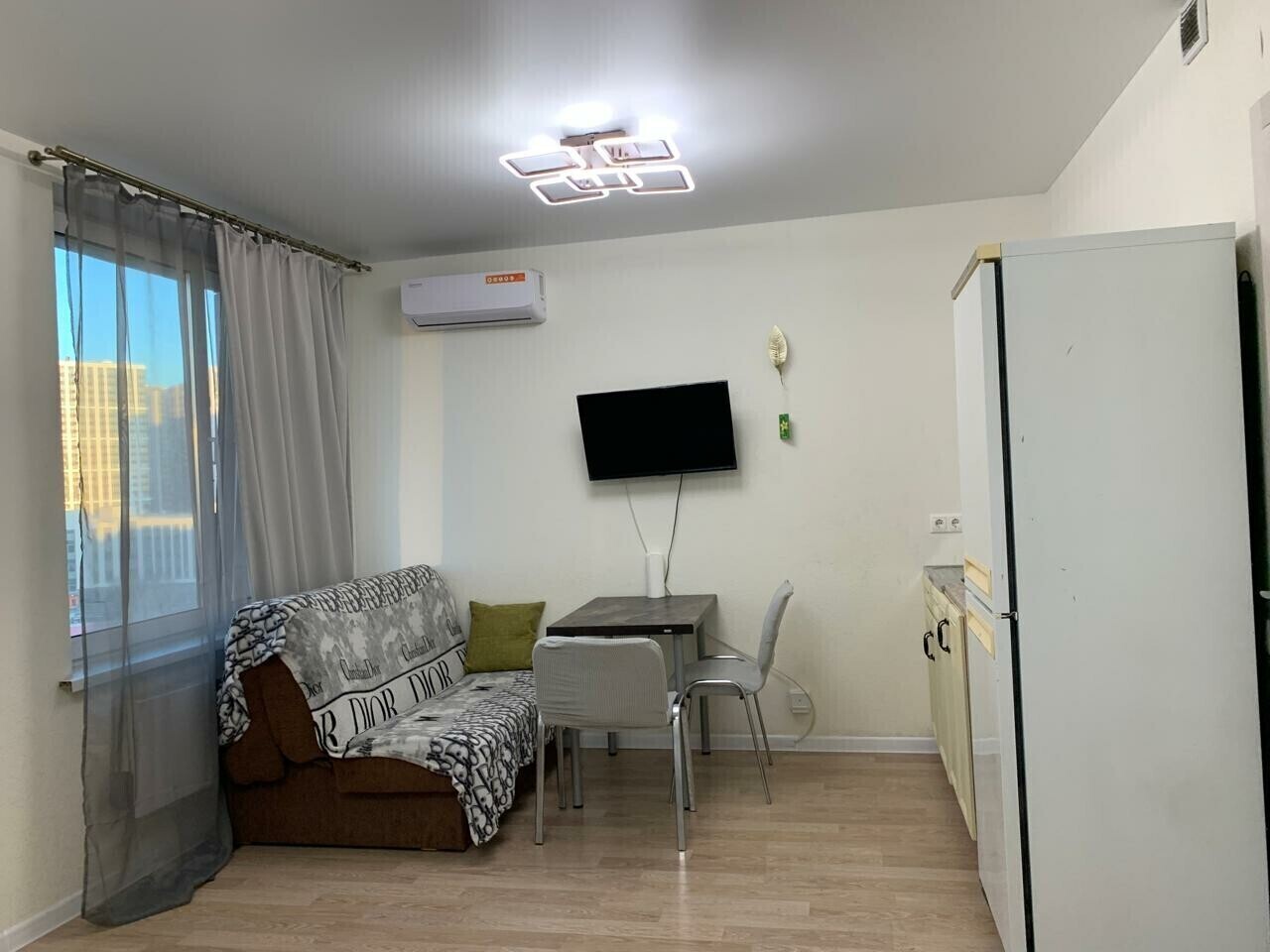 Апартаменты на Солнечной (229)