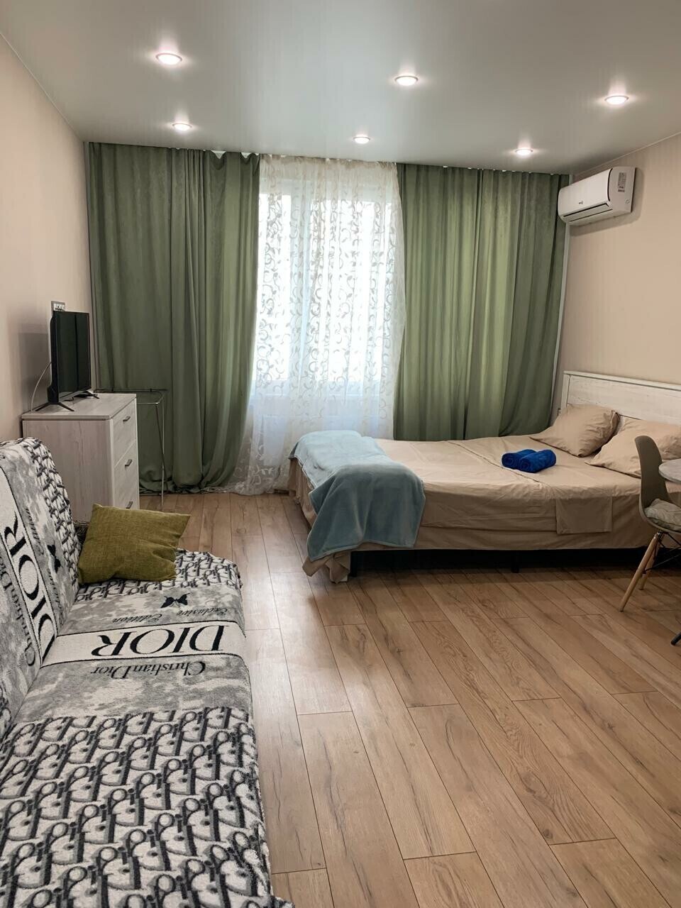 Апартаменты на Солнечной 2 (919)