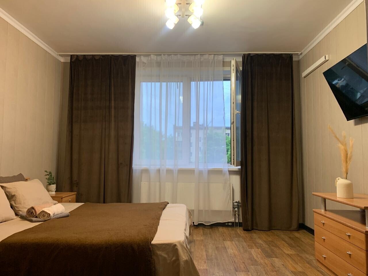 Апартаменты на Инициативной 7В (10-1)