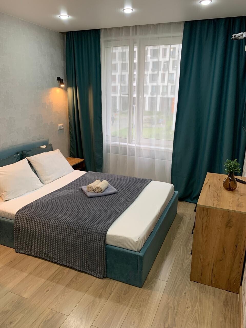 Апартаменты на Солнечной 2 (983-2)