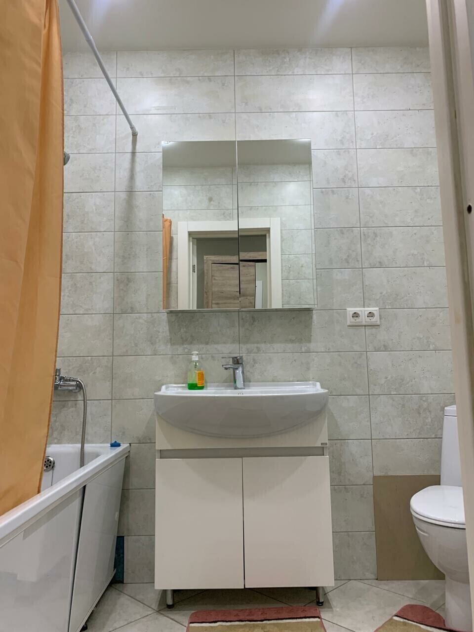 Апартаменты на Инициативной 7В (77)