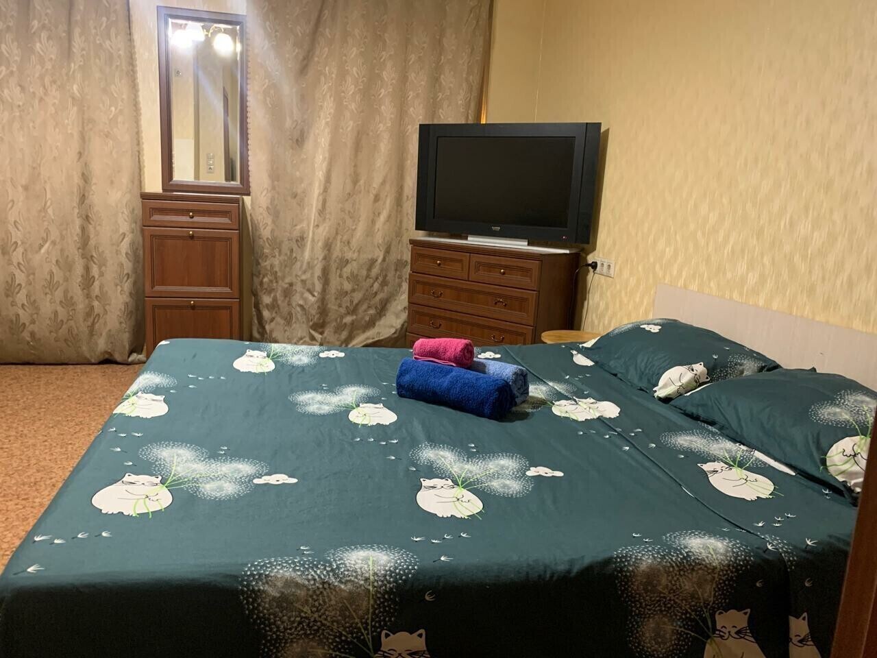 Апартаменты на Инициативной 13 (297)