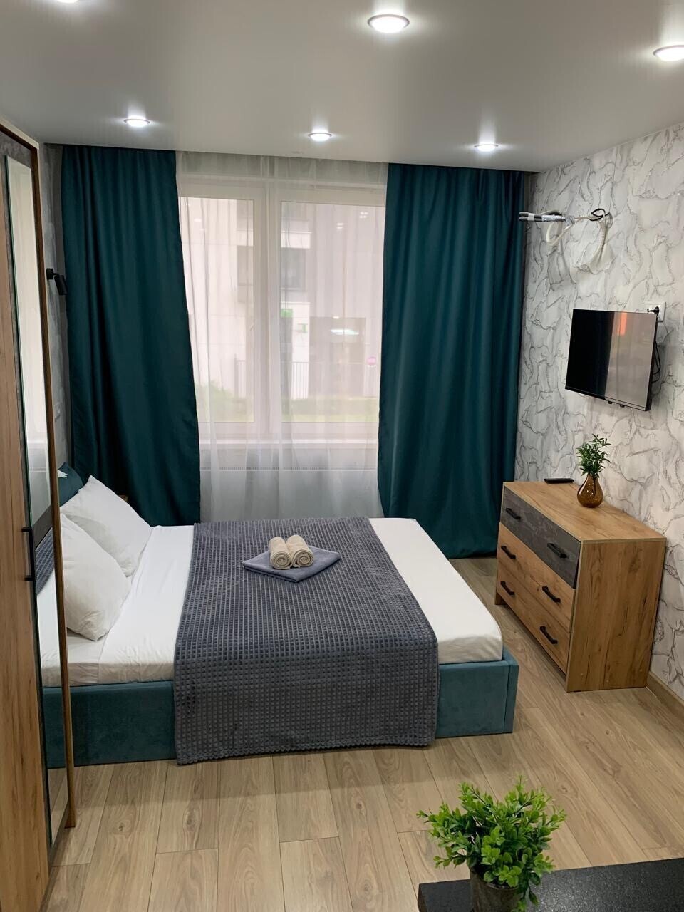 Апартаменты на Солнечной 2 (983-2)