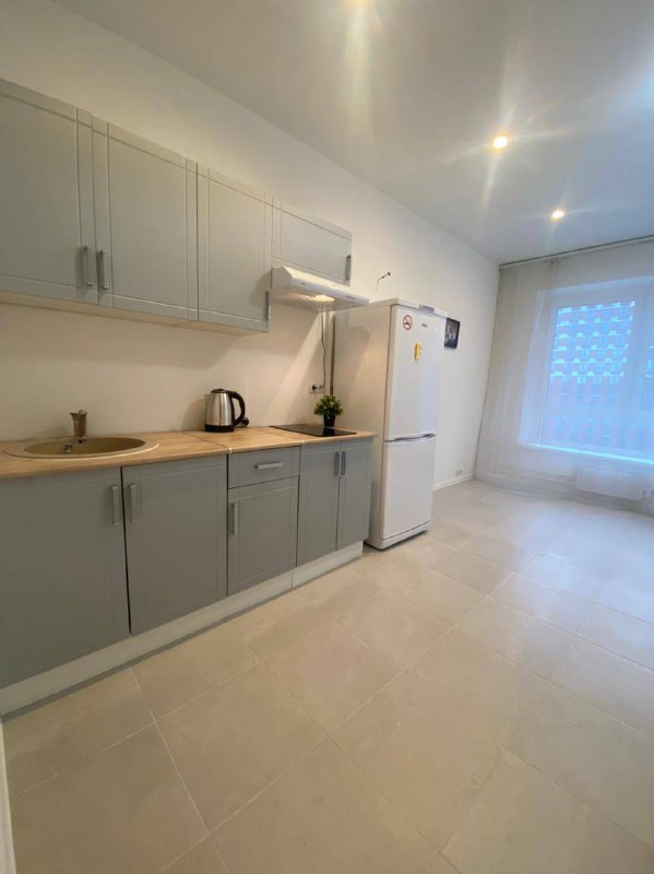 3-к. квартира, 90 м², 8/25 эт.